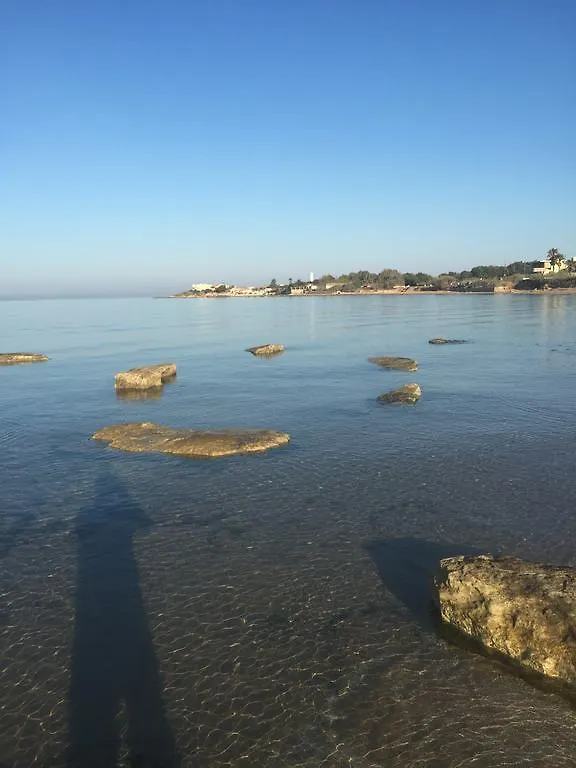 سانتا كروتْشّي كاميرينا B&B Fiori Gialli Caucana 0*, سانتا كروتْشّي كاميرينا