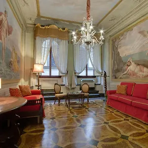 Palazzo Bucciolini Apartamento Florencia