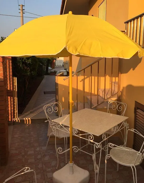 Bed and breakfast B&B Fiori Gialli Caucana Santa Croce Camerina Italia