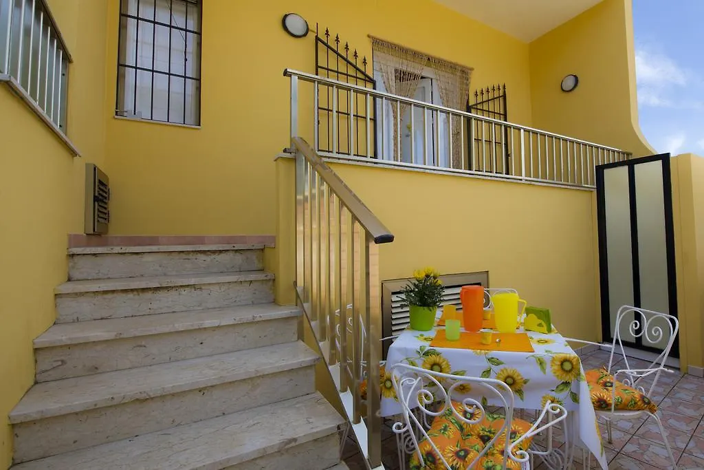 B&B Fiori Gialli Caucana Santa Croce Camerina 0*,